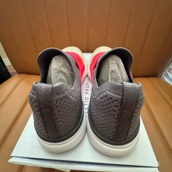 APL Women’s Techbloom Bliss Sneakers - Asteroid/Magenta/Beach - Picture 4 of 6